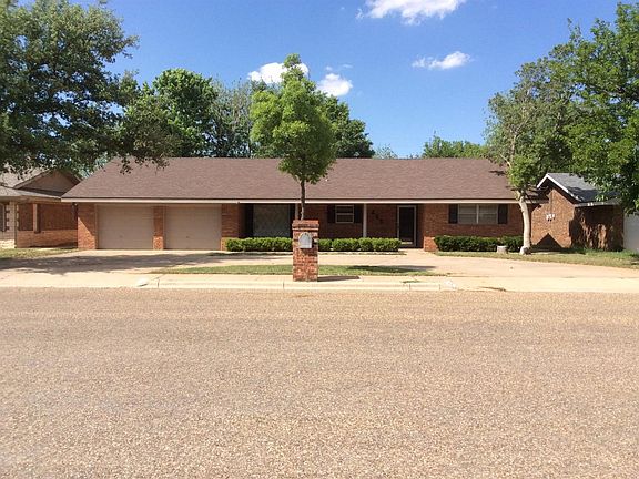 2nd image of 225 Sandalwood Ln