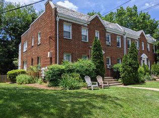 2316 40th St NW APT 4, Washington, DC 20007