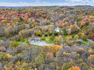 116 W Cruikshank Rd, Butler, PA 16002