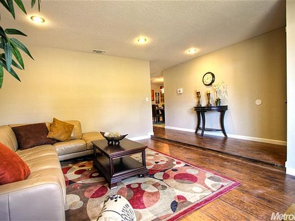 2nd image of 1036 Sonora Ave