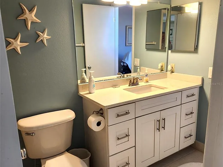 5901 Bahia Del Mar Cir #124 — Photo 15
