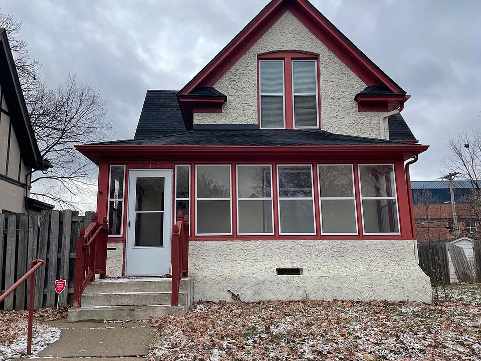 1st image of 2915 Girard Ave N