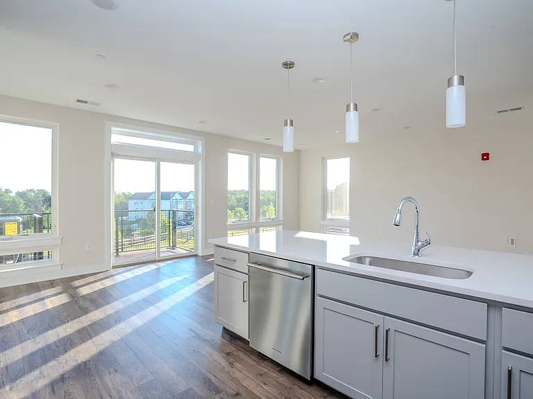 112 Village Dr #112 — Photo 9