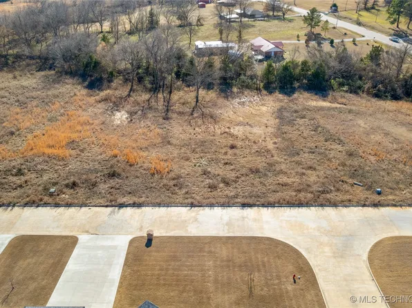 Kayla Dr, Ada, OK 74820