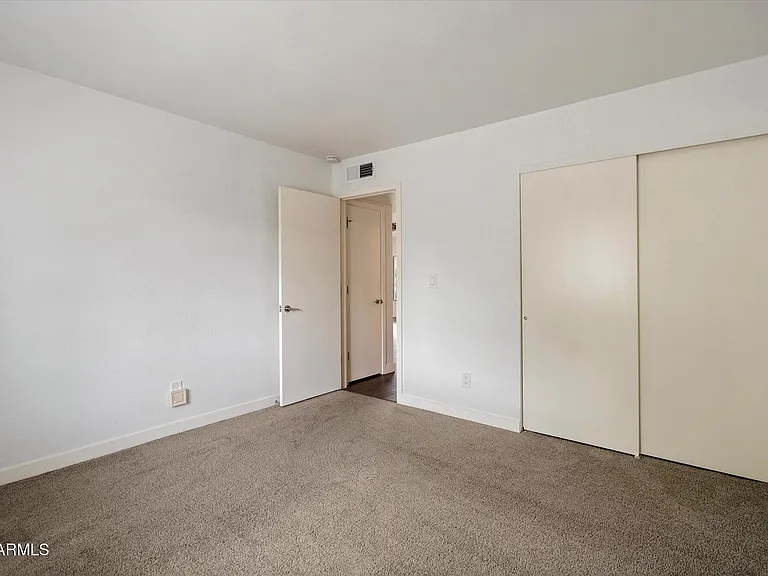 3069 E Cannon Dr — Photo 19