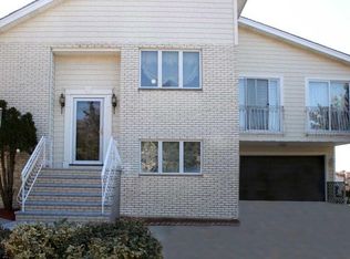 16 Cliff St, Saugus, MA 01906