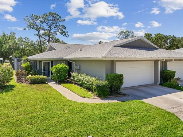 3921 Center Gate Cir #11, Sarasota, FL 34233