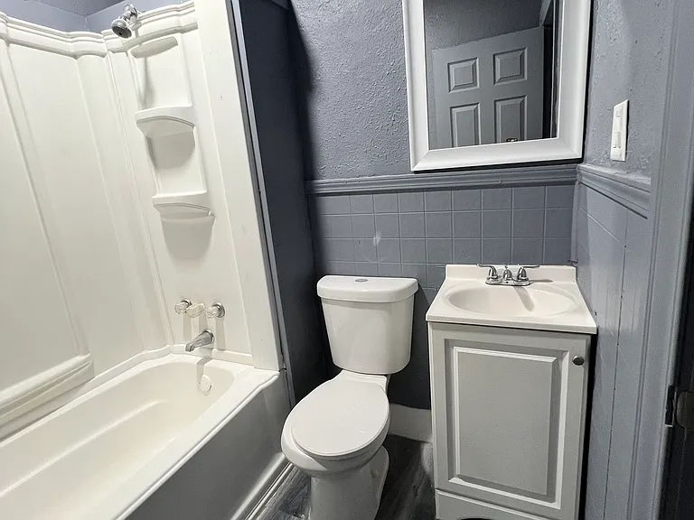 14004 Savannah Ave #2 — Photo 7