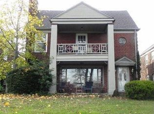 14519 Lake Ave, Lakewood, OH