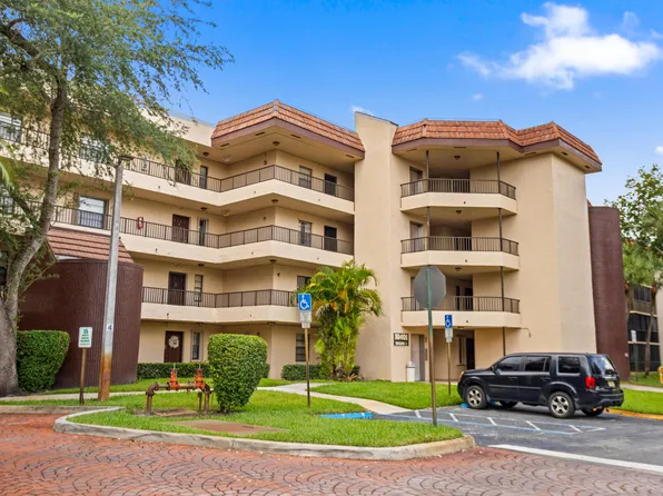 10401 W Broward Boulevard #209, Plantation, FL 33324