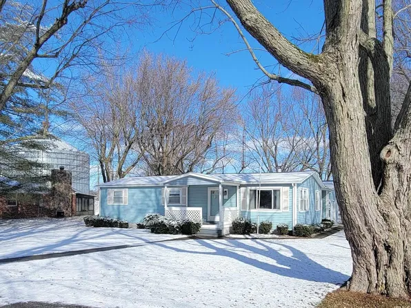 213 E Taylor St, Swayzee, IN 46986