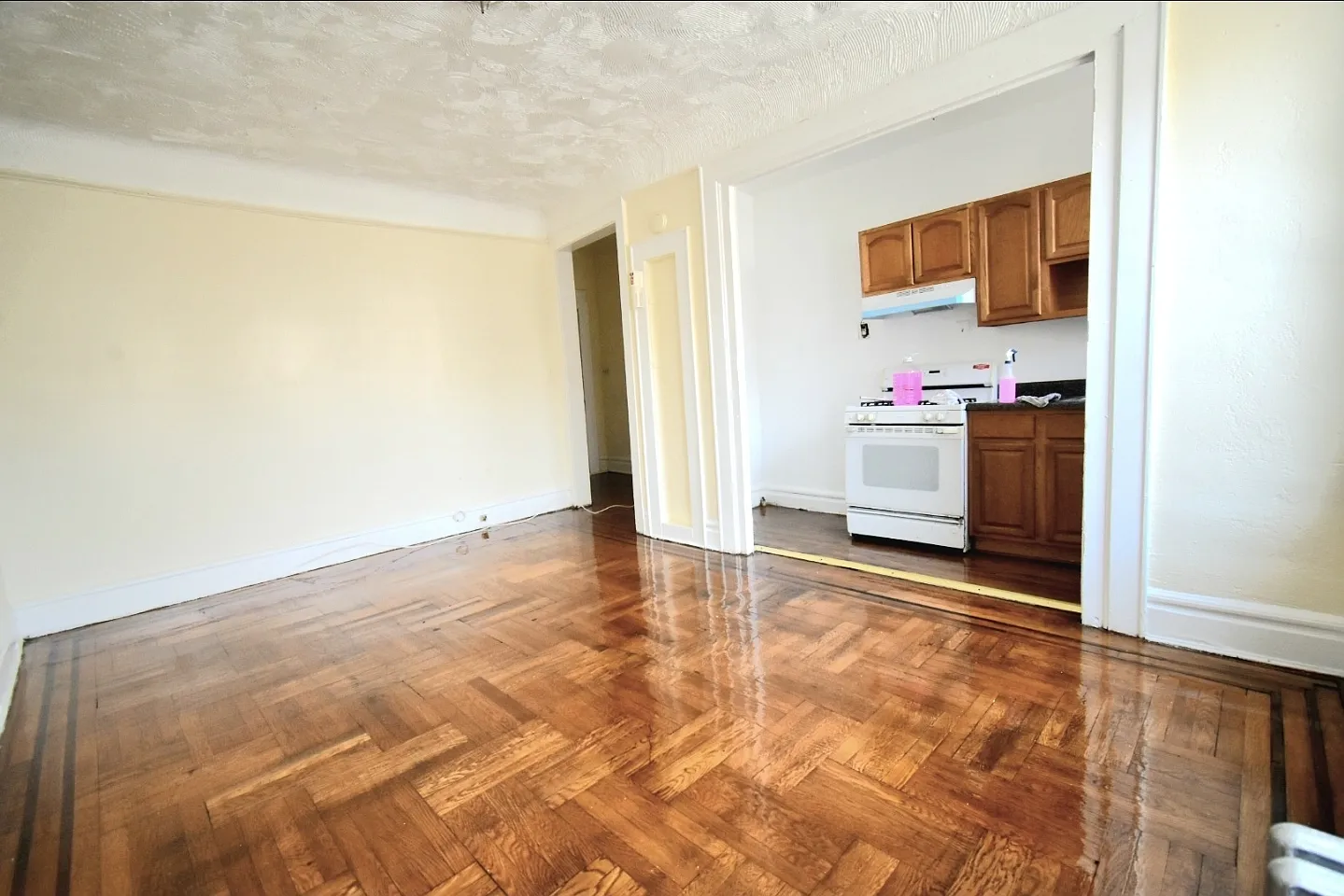 1 bed, $1,400 — Photo 4