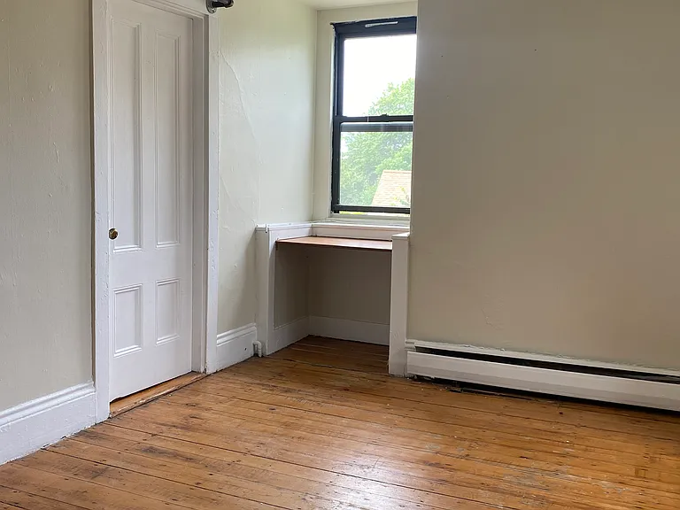 183 Harvard St #3A — Photo 6