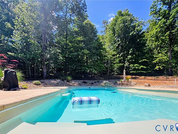 4th image of 14113 Riverdowns South Dr