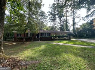 5941 Dunn Rd SW, Atlanta, GA 30126