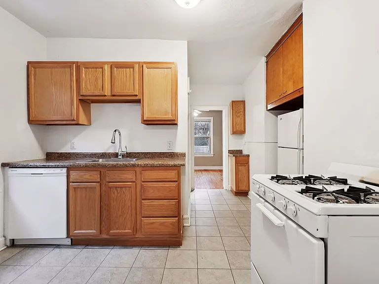 1708 Grand Ave — Photo 11