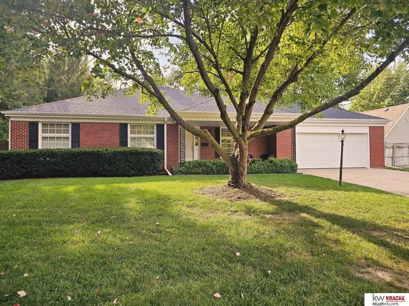 1211 S 5th Ave, Beatrice, NE 68310