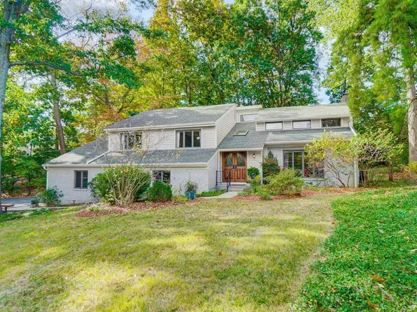 7081 Bennett Rd, Cincinnati, OH 45230