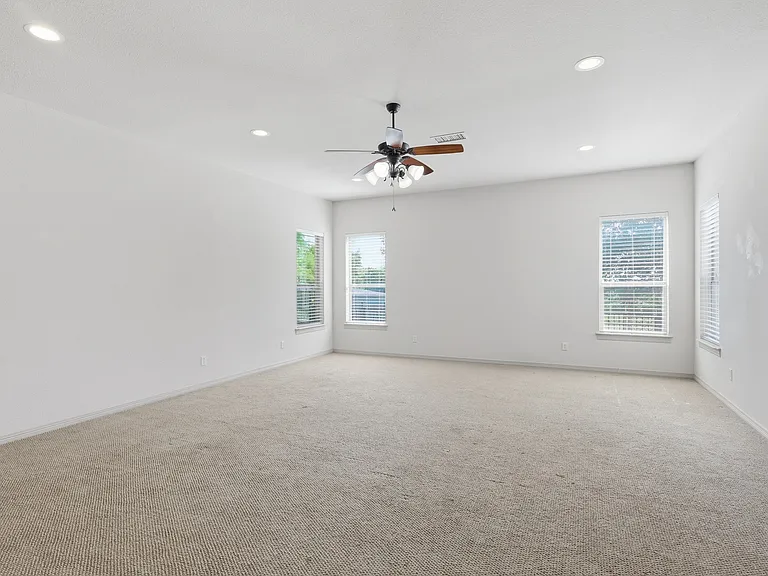 1453 Whitley Rd — Photo 26