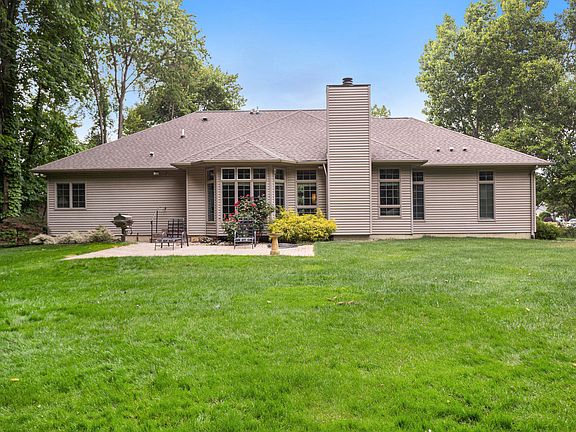 4th image of 196 Deer Path Ln