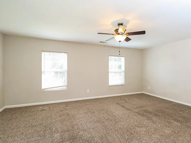 114 Farmers Folly Dr — Photo 11