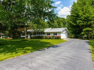 136 Phelps Rd, Honeoye Falls, NY 14472