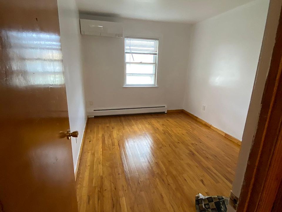 2043 157th St Whitestone, NY, 11357 Apartments for Rent Zillow