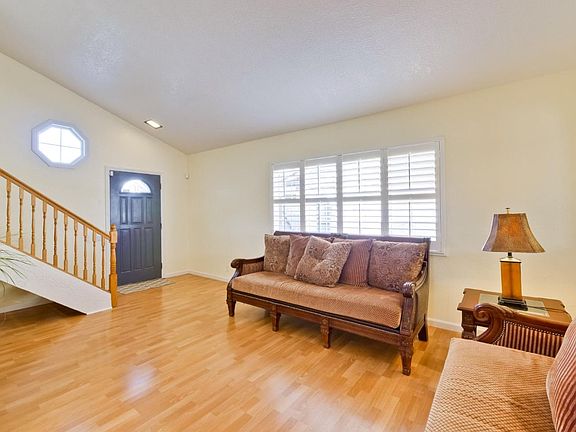 5th image of 2961 Damico Dr