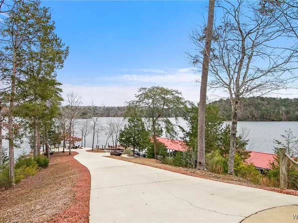 10315 Legacy Ln, Northport, AL 35475