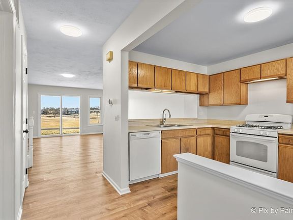5th image of 277 Greensboro Ct #4