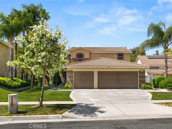 1098 Fernleaf Ln, Corona, CA 92881