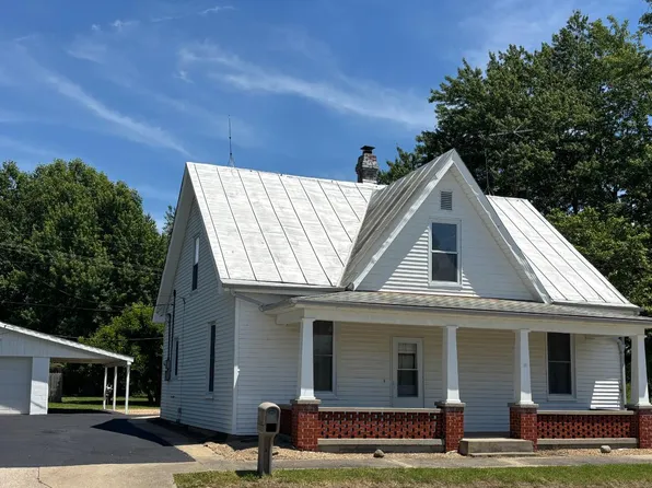 5835 S State Road 129, Versailles, IN 47042