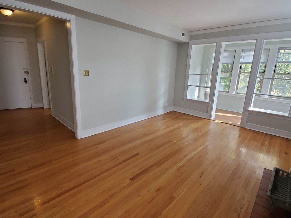 1st image of 6738 N Lakewood Ave