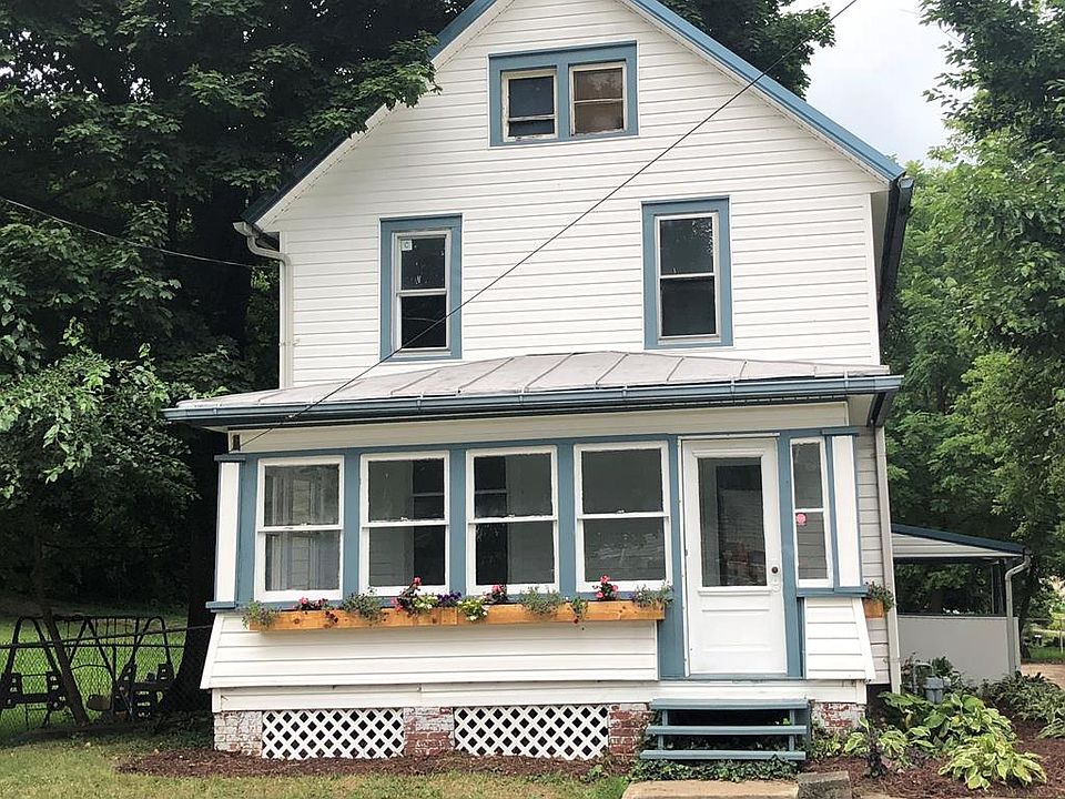 1st image of 311 Dorchester St