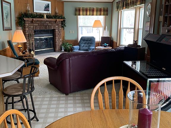 4th image of 1616 Town Rd #117