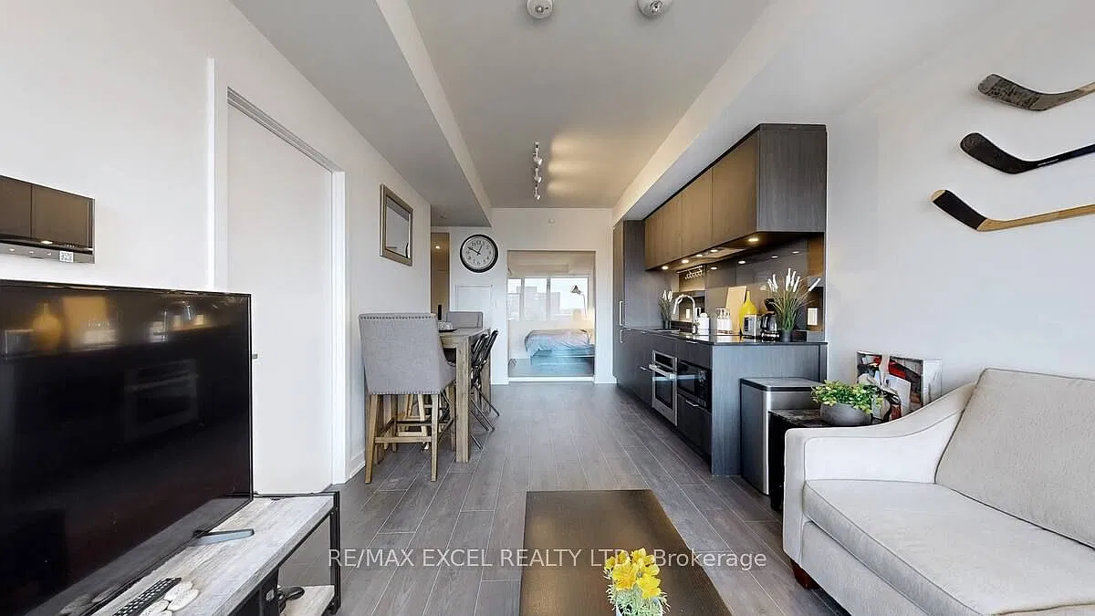 2 bed, $3,100 — Photo 1