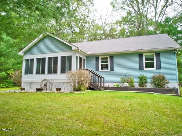 102 Beecher Rd, Dingmans Ferry, PA 18328