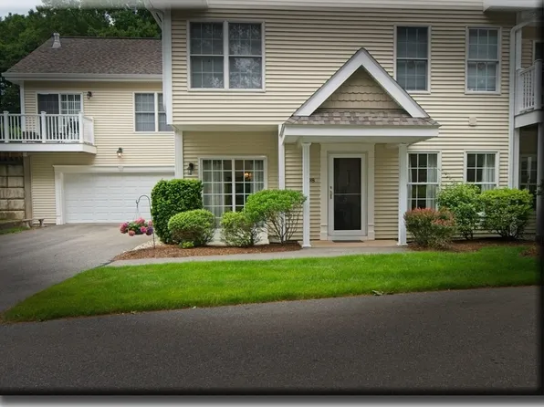 808 Alyssa Dr Unit 808, Groveland, MA 01834