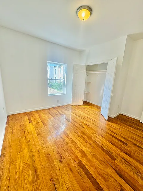 2 bed, 800 sqft, $2,100 — Photo 4