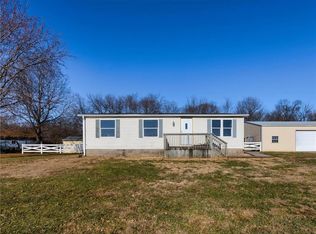 5699 SE Benner Lake Rd, Dearborn, MO 64439