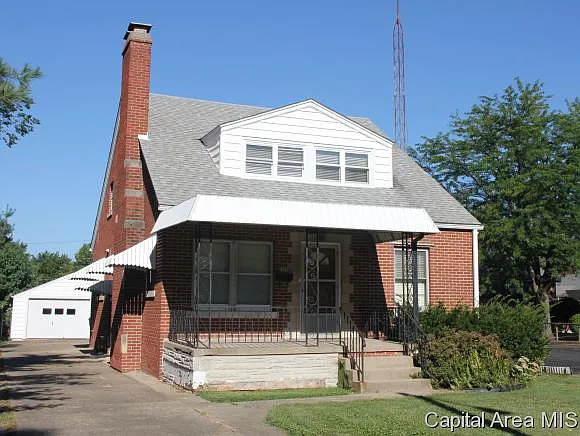 1319 N 6th St photo 1