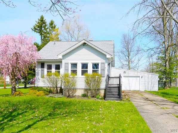 3958 Grant Ave, Hamburg, NY 14075