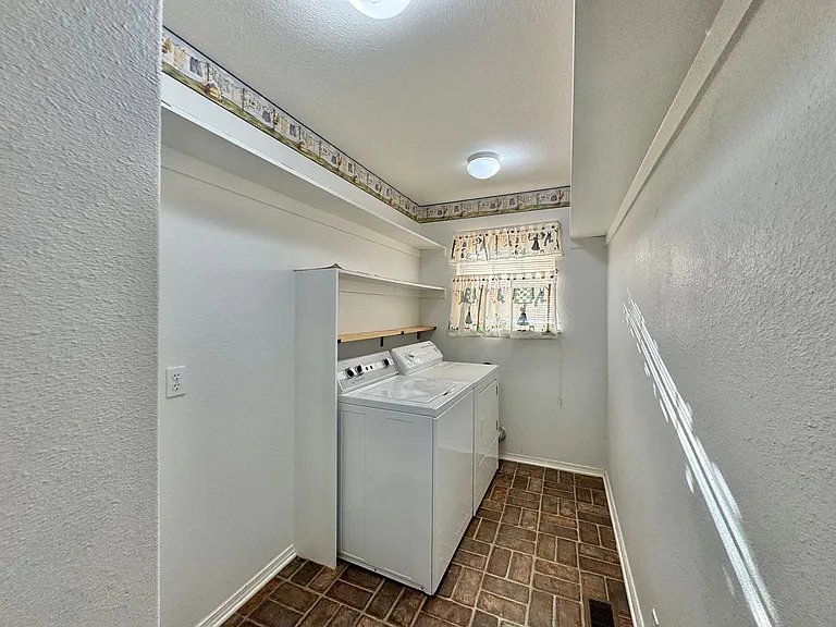 171 Madison St #2415 — Photo 12