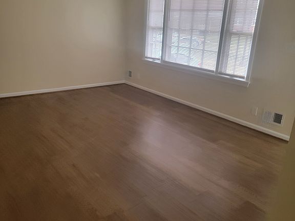 5th image of 4411 Brookhaven Ave