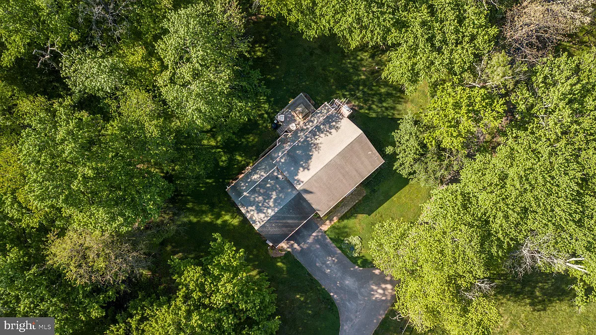 Building Photo - 14815 Hanover Pike