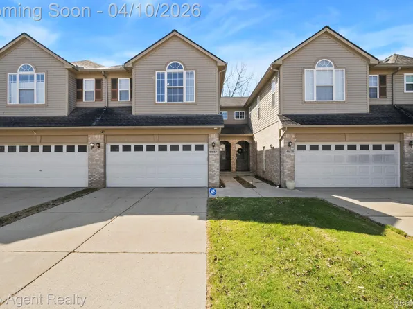 41567 Glade Rd, Canton, MI 48187