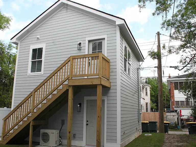 824 E Anderson St #B — Photo 1