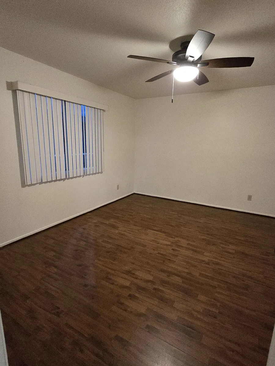 Building Photo - 147 S Avenue 56 #11