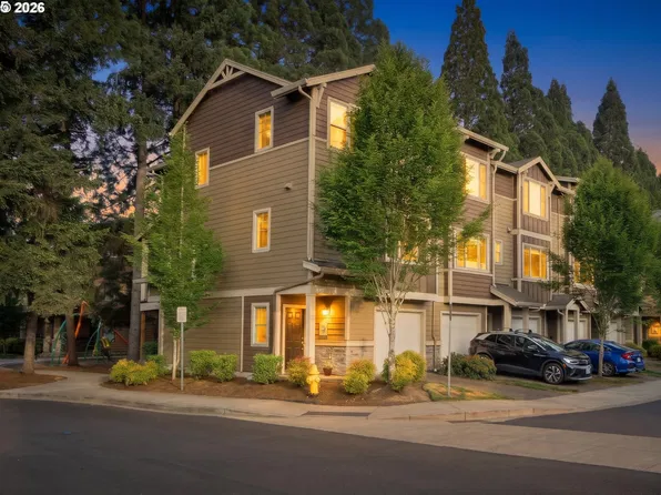 188 NE 79th Ave, Hillsboro, OR 97006