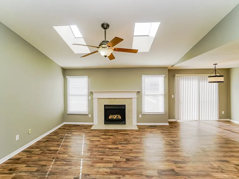2627 Winningwillow Dr — Photo 4